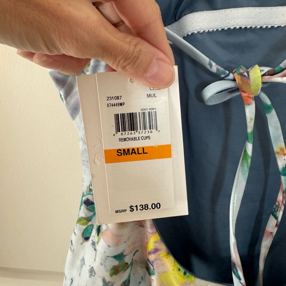 Becca One-Piece Floral Swimsuit Size Small - Picture 7 of 8